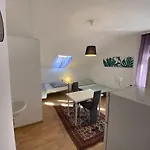 Am Schloss Hotel *