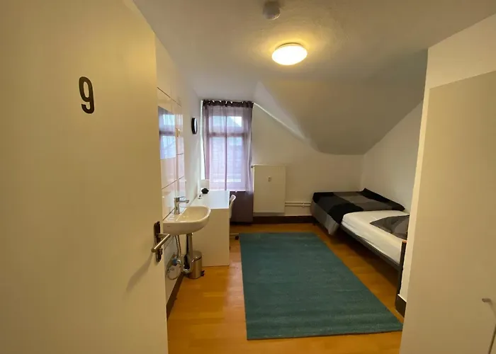 Am Schloss Frankfurt am Main